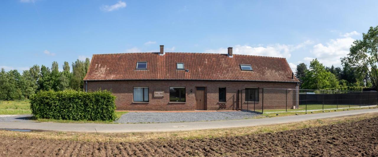De Lammersdamhoeve Wingene Buitenkant foto