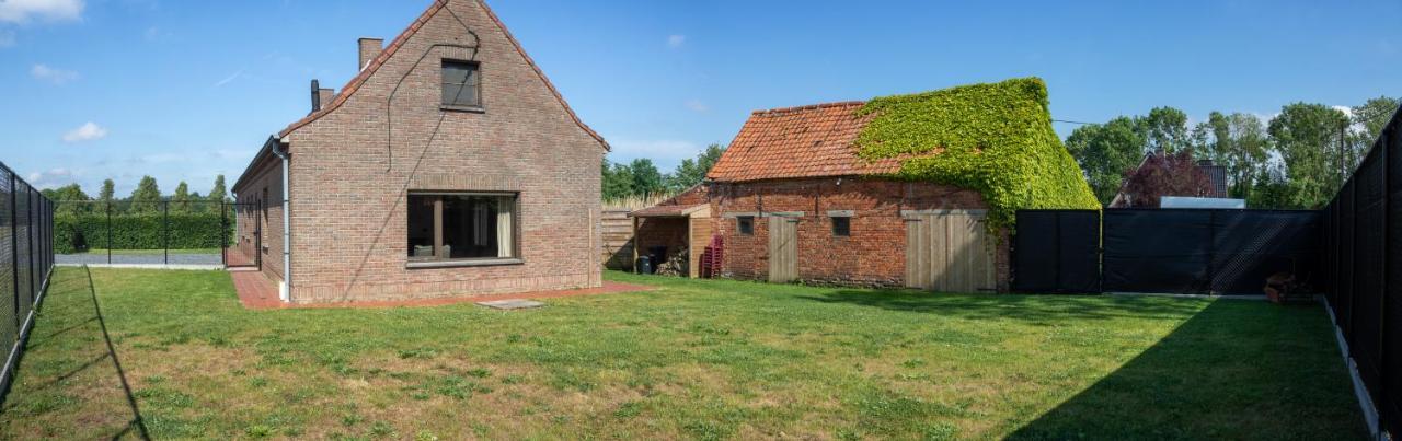 De Lammersdamhoeve Wingene Buitenkant foto